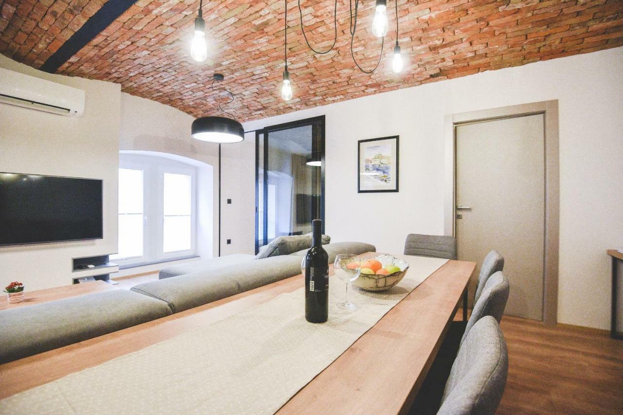 Apartman M&M Rijeka Exteriör bild