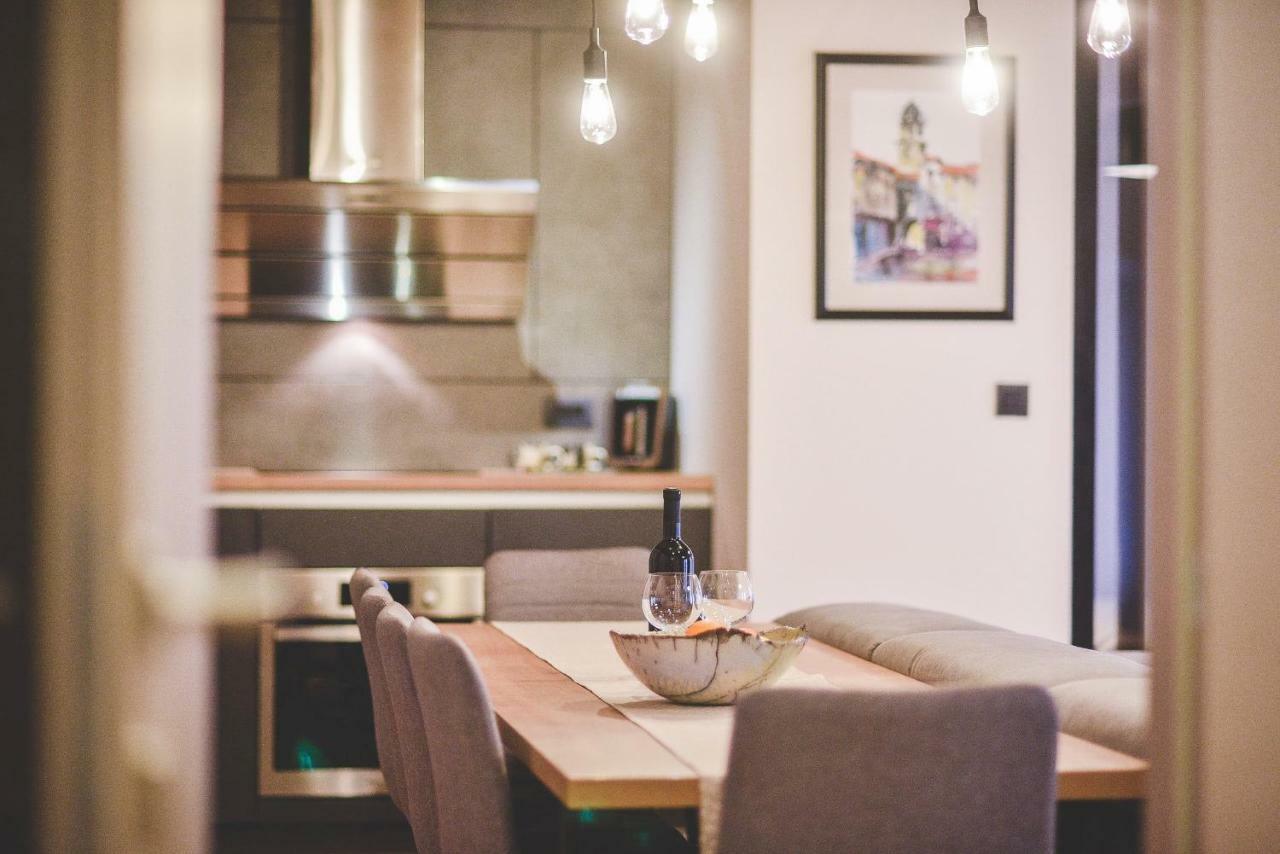 Apartman M&M Rijeka Exteriör bild
