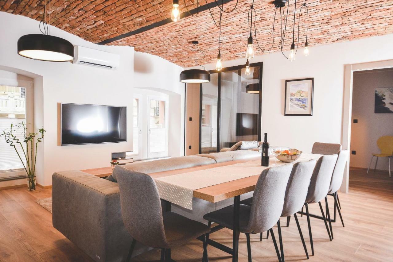 Apartman M&M Rijeka Exteriör bild