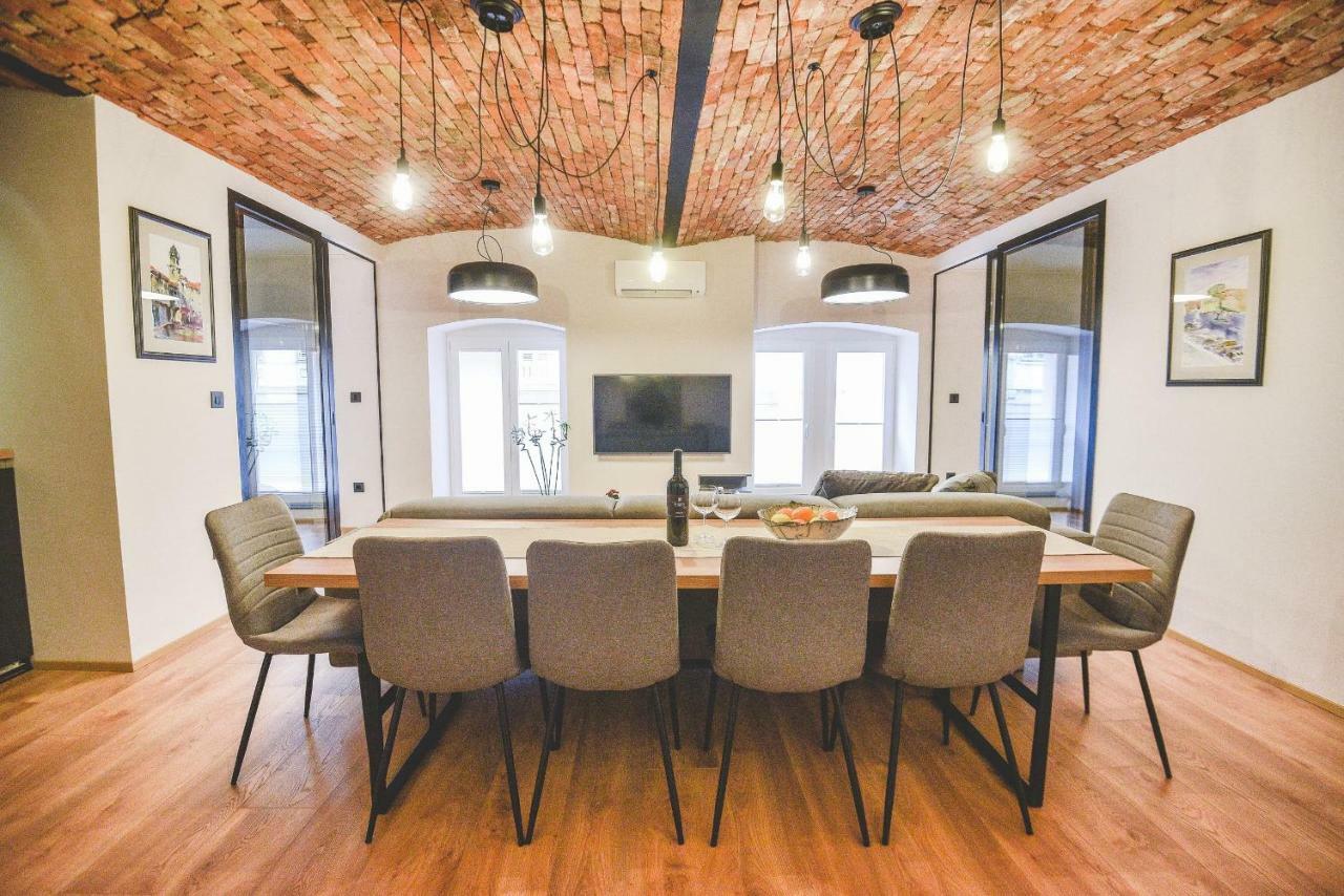 Apartman M&M Rijeka Exteriör bild