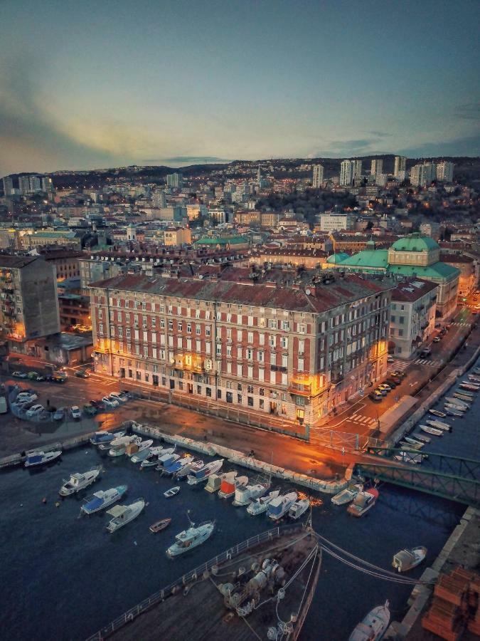 Apartman M&M Rijeka Exteriör bild